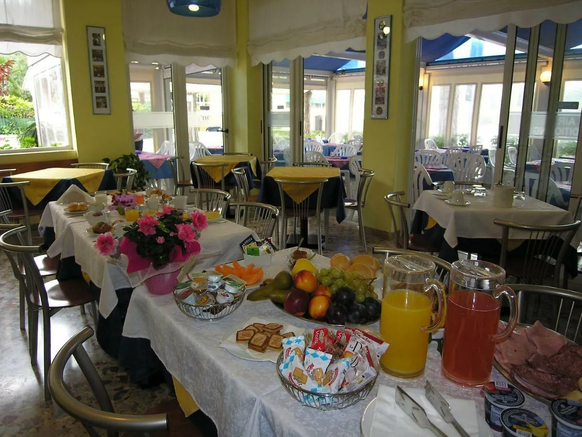 Hotel Garni Tahiti Μπιμπιόνε 2*,