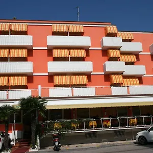 Paron Hotel